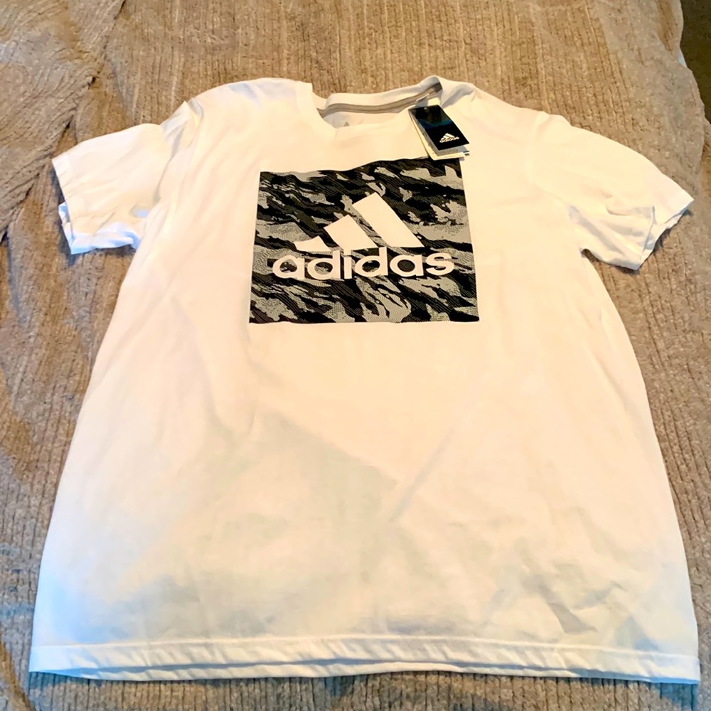 Adidas tee shirt. NWT. Size XL